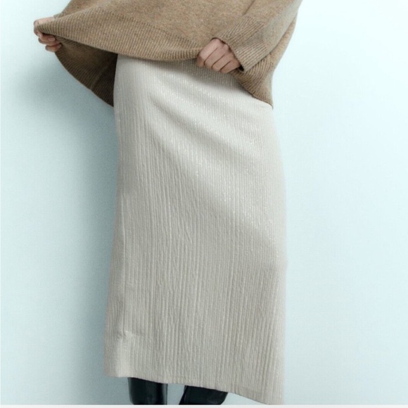 Zara Sequined crinkled slit hem cream midi skirt sz.S - Picture 3 of 16